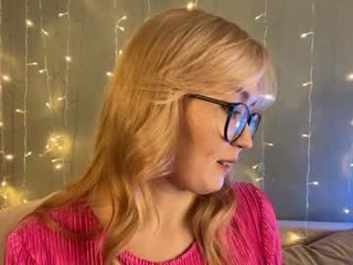 nancy_witch 18 y. o. curvy kiss