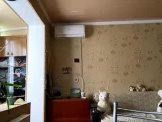 melaniepavan 18 y. o. 