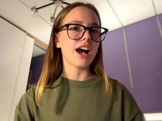 jodyallenson 18 y. o. 