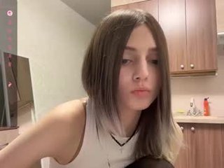 karensimilton 18 y. o.