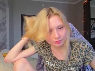 lolly_porn 19 y. o. 