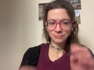 naomi_reah 0 y. o. cam babe making men eat her juicy pussy as hard as he can