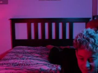 vanessaandadam 0 y. o. 