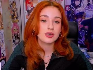 cassi_purr 20 y. o. redhead cam witches showing wide ass