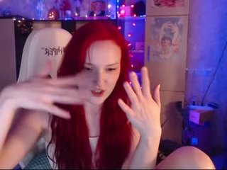 charlie_wtf 0 y. o. redhead cam babe enjoys foot worship on camera