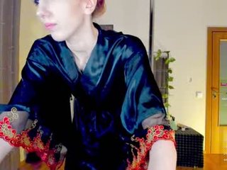 emily_w0w_ 19 y. o. redhead cam girl enjoys her loved ohmibod online