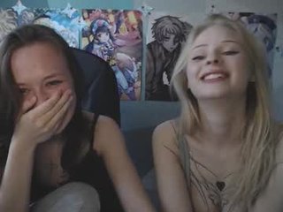 sweetieseva 0 y. o. blonde teen cam babe plays with her tight asshole