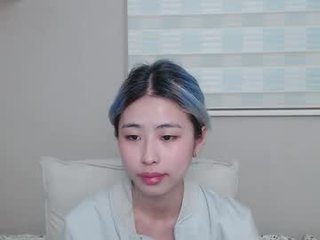 berniceafra 18 y. o. cam babe enjoys great live sex with her partner