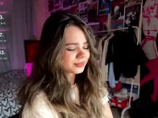 bestie_me 18 y. o. 