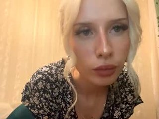 maribelchauhdrey 18 y. o. young bdsm