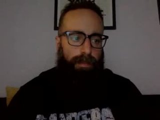 deftones217 33 y. o. tattooed cam girl begs for hot cum onto her cute face