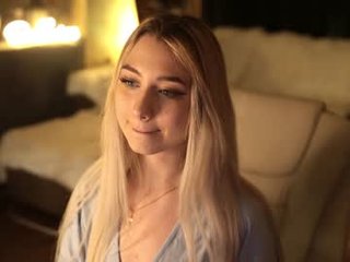 owlluree 19 y. o. 
