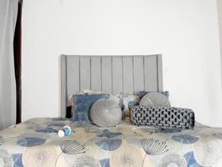 rachel_evans_xx 30 y. o. cam girl presents anal squirting online