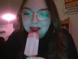 curvycate127 22 y. o. curvy cum show