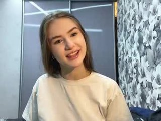 delindaquails 18 y. o. 