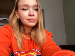 cherryleija 18 y. o.