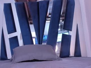 sweet_porn_ 18 y. o. latina teen cam babe plays with her soaked hole online