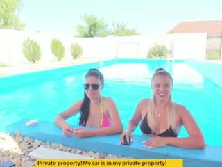 carlastacefun 23 y. o. cam girl squirting online in the chatroom