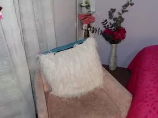 jessie_gomez 0 y. o. latina cam girl pleasing her tight pussy with a sex toy