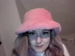 kali_kraz3 0 y. o. young asian