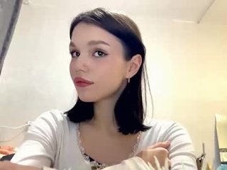 janethcensky 18 y. o. 