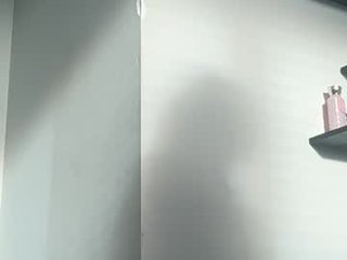 raevynfoxe 19 y. o. 