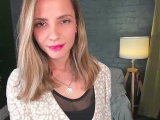 amelia_meili 0 y. o.