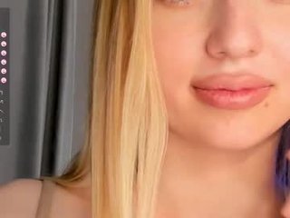 audreycritchzoon 18 y. o. 
