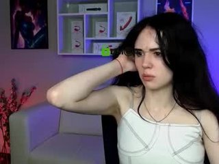 ariana_ross7 0 y. o. cute cam girl gets good fuck of cute babe pussy online