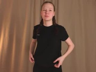 carleenalfredo 18 y. o. 