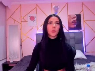 _coraliinee_ 20 y. o. latina cam girl pleasing one dirty ass