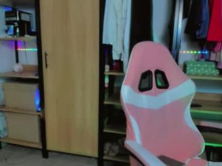 kpayton99 23 y. o. curvy dildo