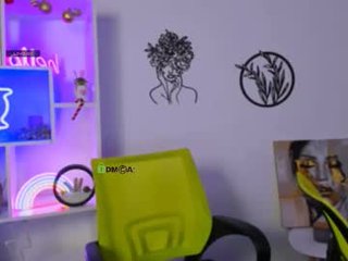 flora_nyx 0 y. o. cam girl will surprise you with her huge gaping asshole