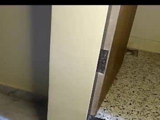 shiri_hot 22 y. o. big tits cam babe is curious about squirting techniques