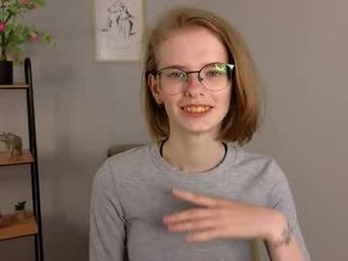 karen_ryan 18 y. o. 