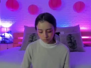 samii_monroe 19 y. o. petite oil