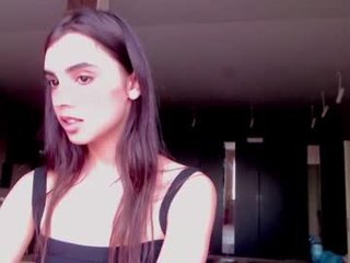 nika_la_sun 19 y. o. young ass