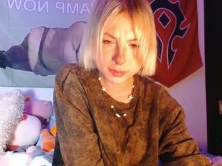 kateslil 19 y. o. young nudist