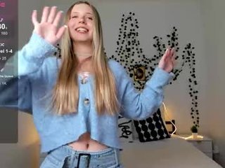 ellymartinez 0 y. o. 