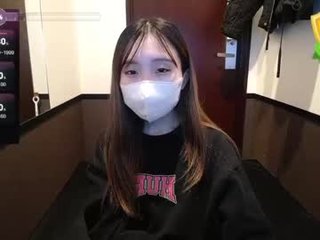 yui_x 22 y. o. 