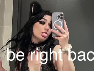 bimbokitten666 23 y. o. 