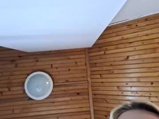 katrynwhite 23 y. o. blonde white cam babe wants her pussy stretched