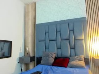 aurore_adams 0 y. o. curvy big tits