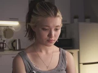 shyakemi 18 y. o. asian teen cam babe plays with her ass hole