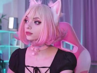 holliwould_ 20 y. o. young cum show