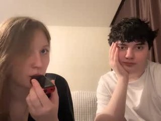 mark_love_margo 20 y. o. webcam couple fucks with an enormous live sex toy