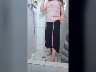 pinkturkishdelight18 18 y. o. big tits turkish cam babe loves ass sodomized