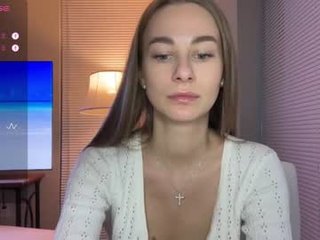 sweet_mia_91 26 y. o. teen cam girl playing hot games with ohmibod online