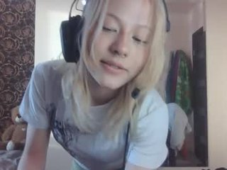 candyceisgrigg 18 y. o. 