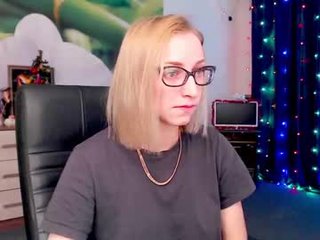 vikaericka 22 y. o. young pussy